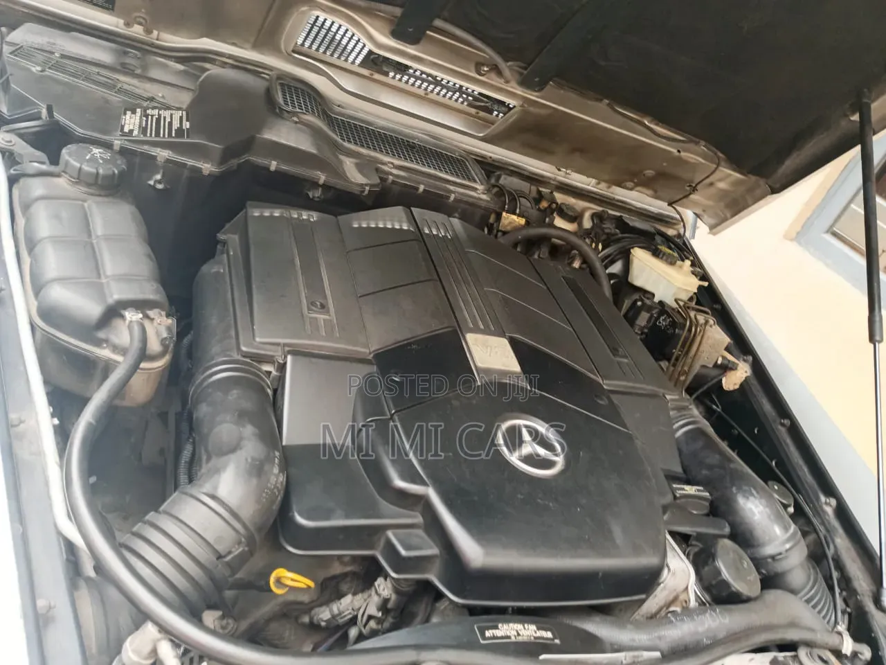 Mercedes-Benz G-Class 2011 Silver