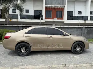 Toyota Camry 2010 Gold