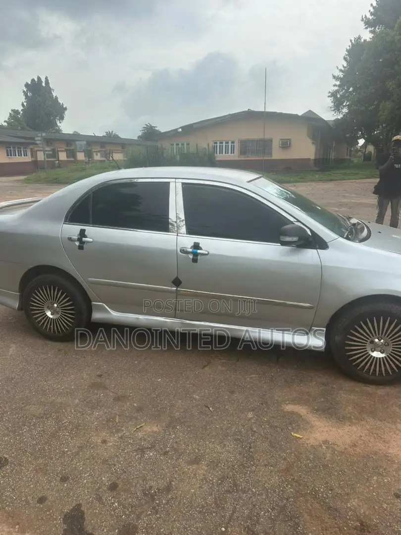 Toyota Corolla S 2004