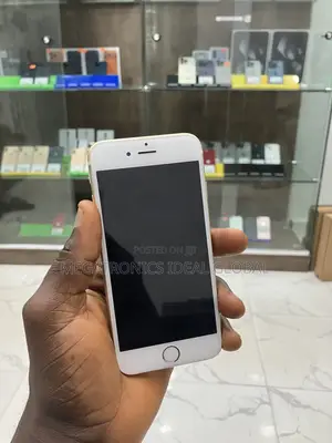 Apple iPhone 6 16 GB Gold