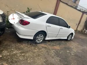 Toyota Corolla 2007 White