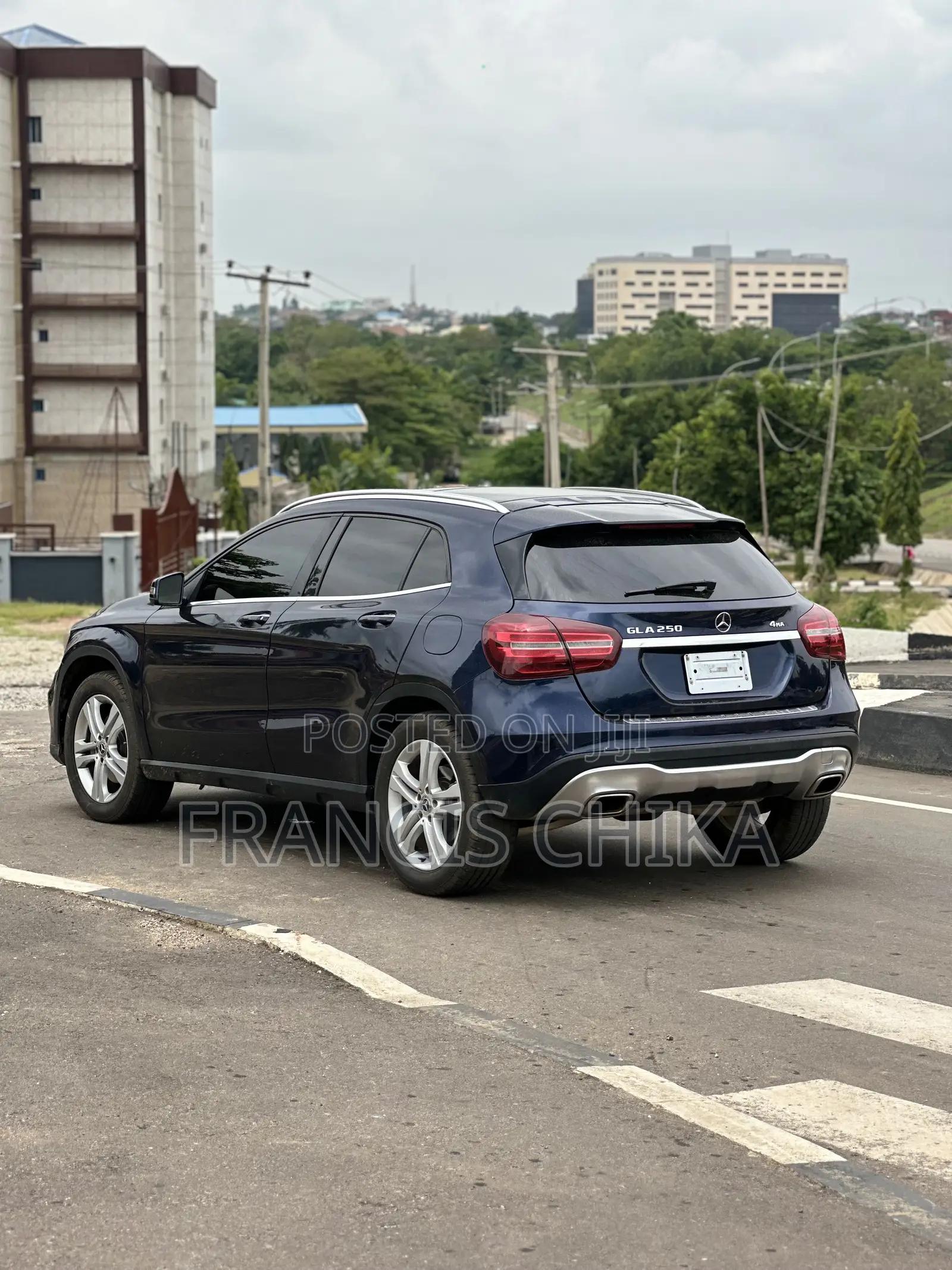 Mercedes-Benz GLA 250 2019 Blue