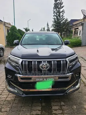 Toyota Land Cruiser Prado 2011 Black