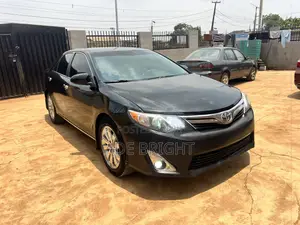 Toyota Camry LE 4dr Sedan (2.5L 4cyl 6A) 2013 Black