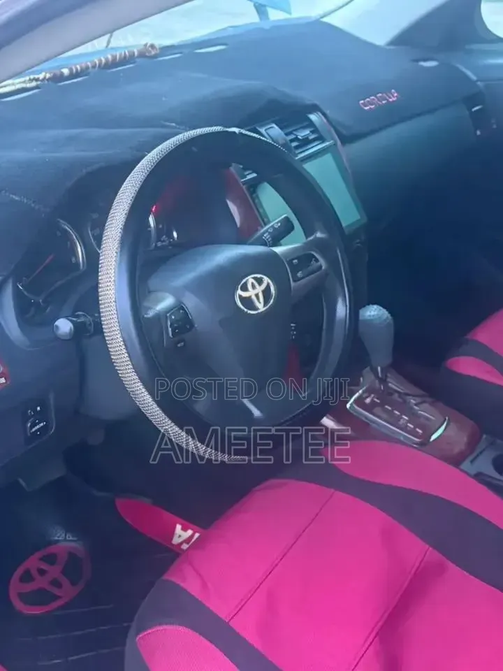 Toyota Corolla 2012 Black