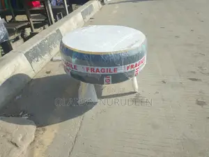 Round Center Table