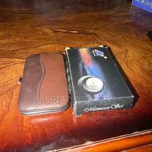 Leather Type Manicure Set