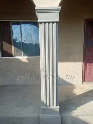 Elegant Decorative Pillar Artwork for Homes Commercial Buildings