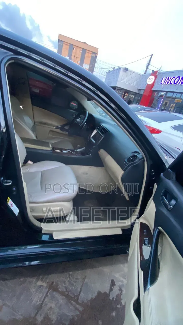 Lexus IS 2010 Black