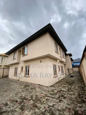 3bdrm Block of Flats in Ikota for rent