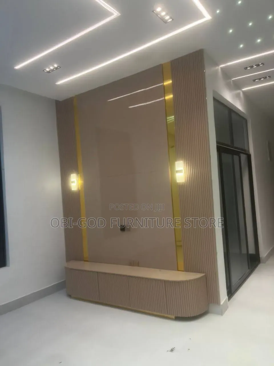 TV Console for Your Rooms and Parlour