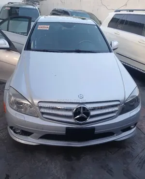 Mercedes-Benz C300 2009 Silver