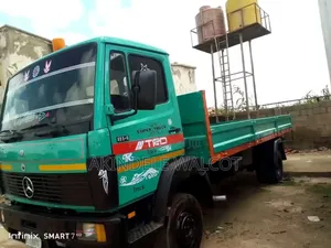 Mercedes Benz Truck