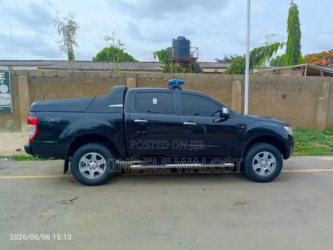 Ford Ranger 2015 Black