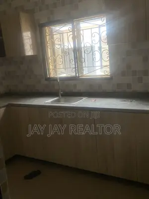 2bdrm House in Light Gold Estate for rent