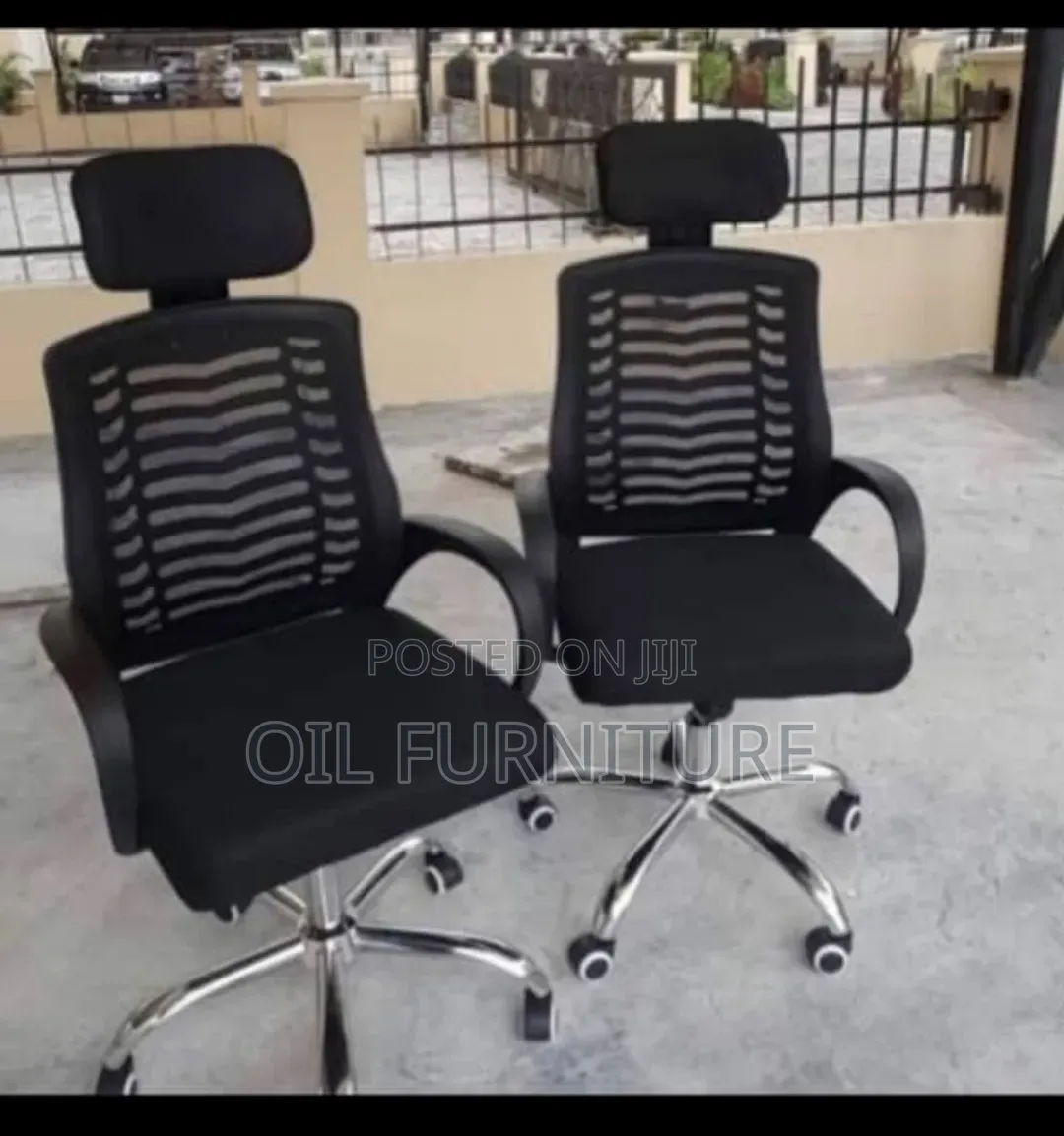 High-Back Mesh Executive Office Chair / Ergonomic Computer Chair