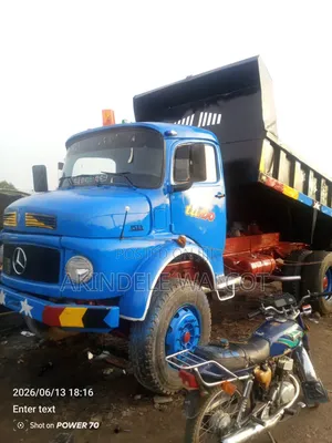 Mercedes Benz Ruka