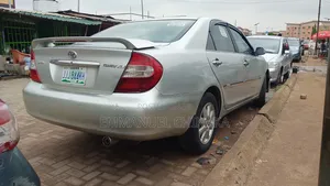 Toyota Camry 2004 Silver