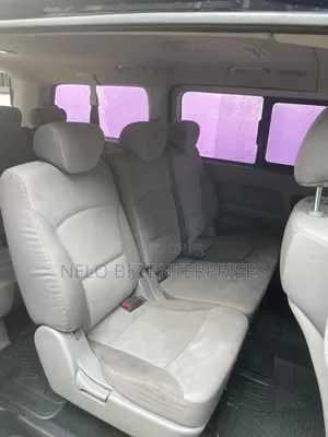 Hyundai H1 2014 Blue