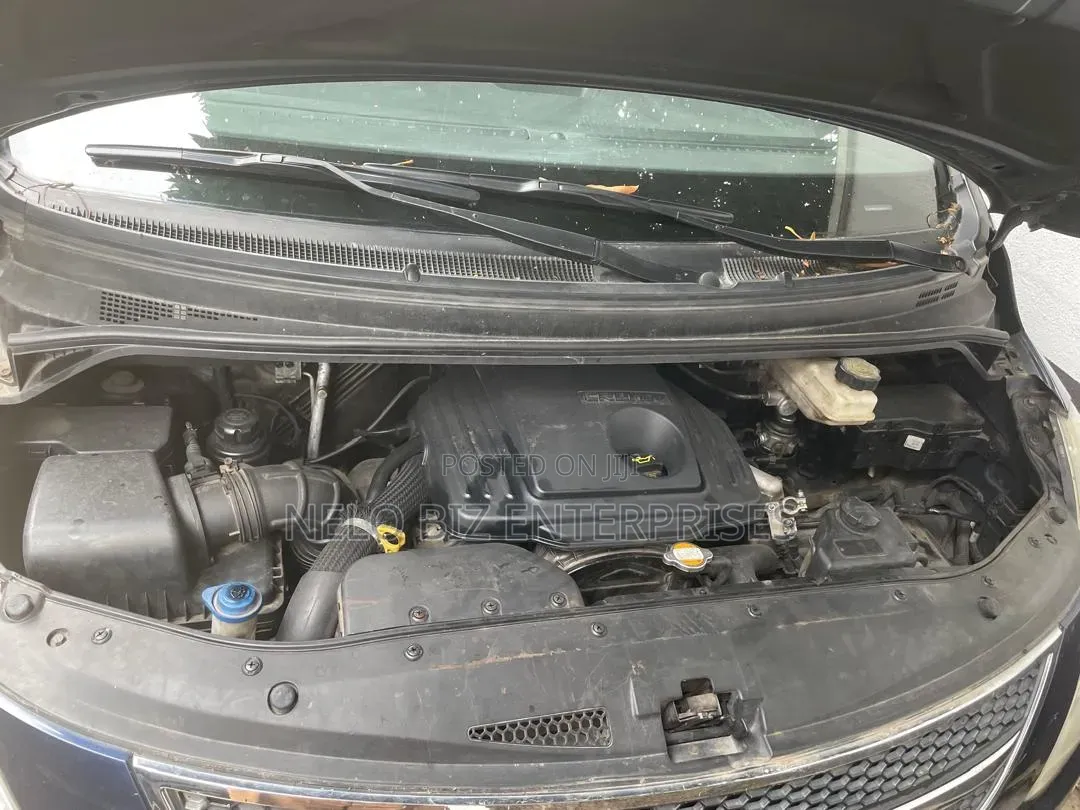 Hyundai H1 2014 Blue