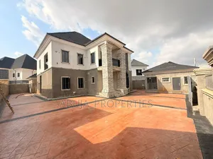 5bdrm Duplex in Galadimawa for sale