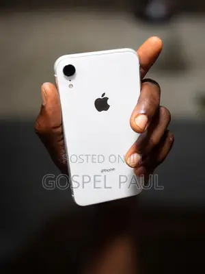 Apple iPhone XR 128 GB White