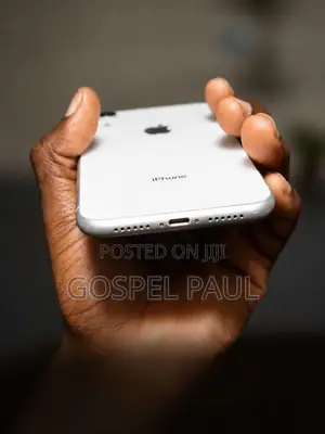 Apple iPhone XR 128 GB White