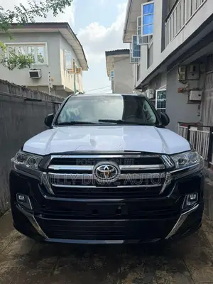 Toyota Land Cruiser 2021 Black