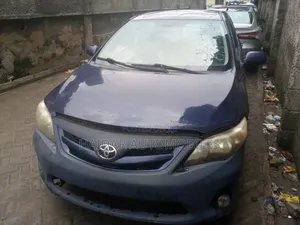 Toyota Corolla 2012 Blue