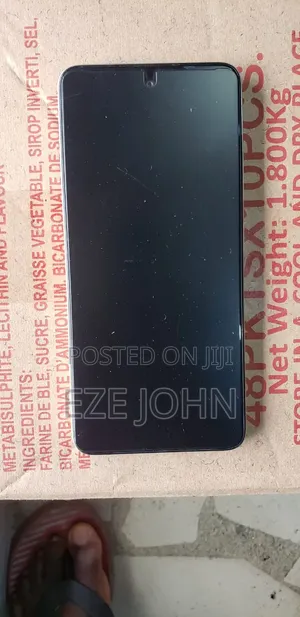 Itel RS4 256 GB Gold