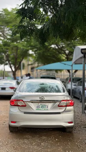 Toyota Corolla 2013 Silver