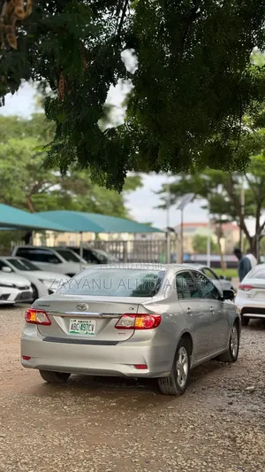 Toyota Corolla 2013 Silver