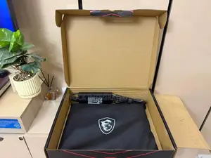 Laptop MSI Vector 16 HX AI A2XWIG 32GB Intel Core i9 SSD 1T