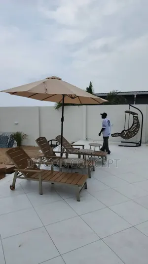 Foreign Pool Bed