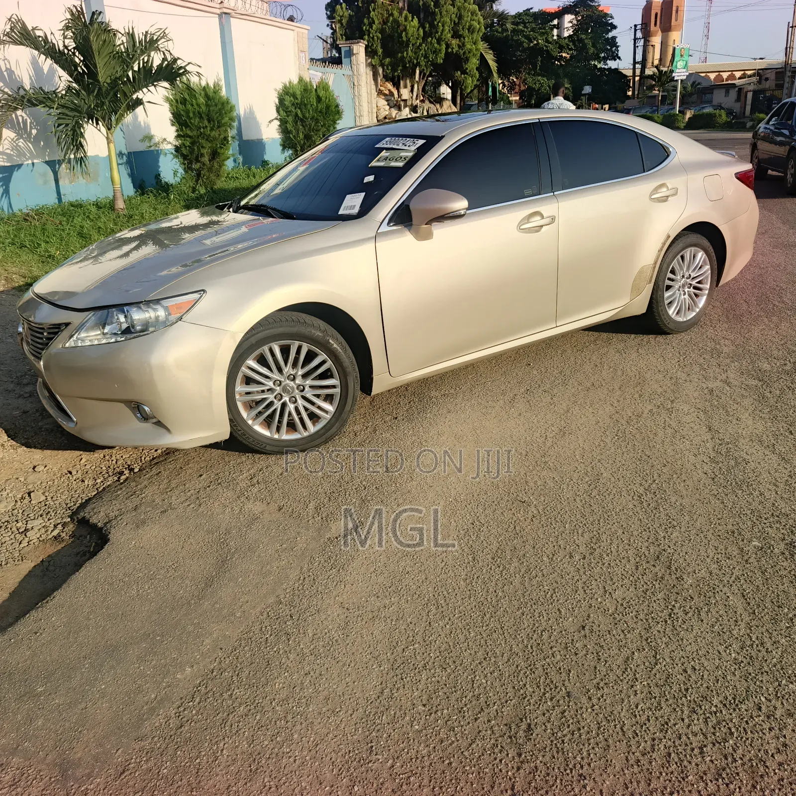 Lexus ES 2013 Gold