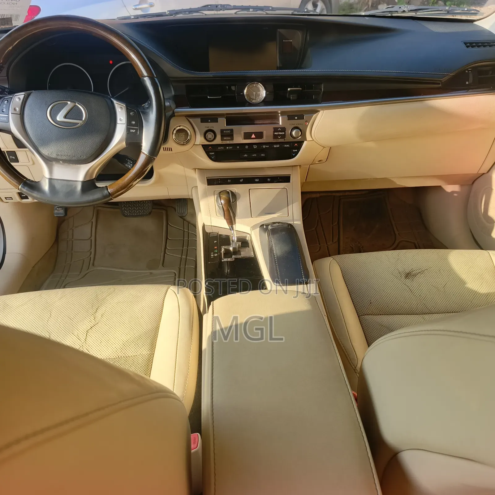Lexus ES 2013 Gold