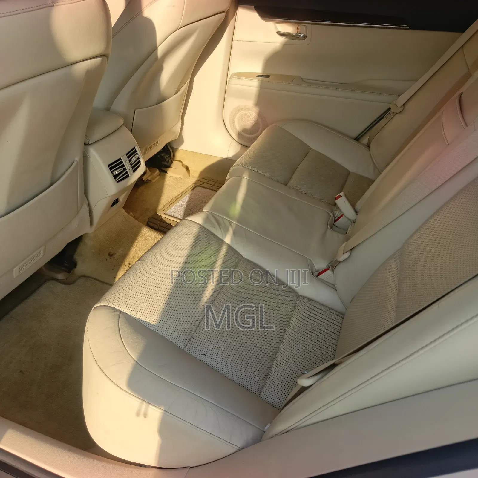 Lexus ES 2013 Gold