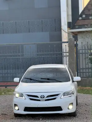 Toyota Corolla 2010 White