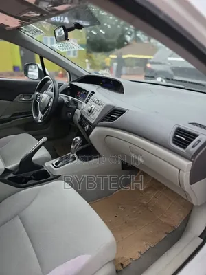 Honda Civic 2012 White