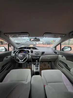 Honda Civic 2012 White