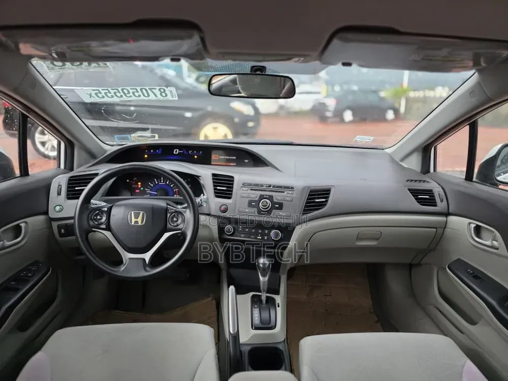 Honda Civic 2012 White