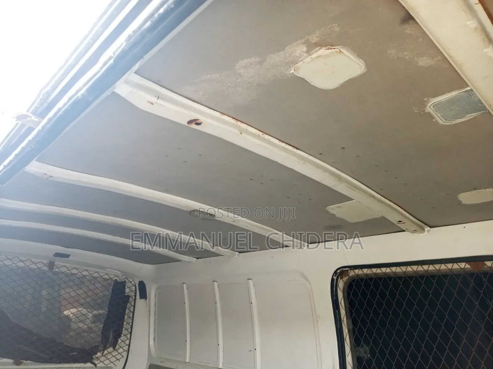 Nissan Caravan (Urvan) 2005 White