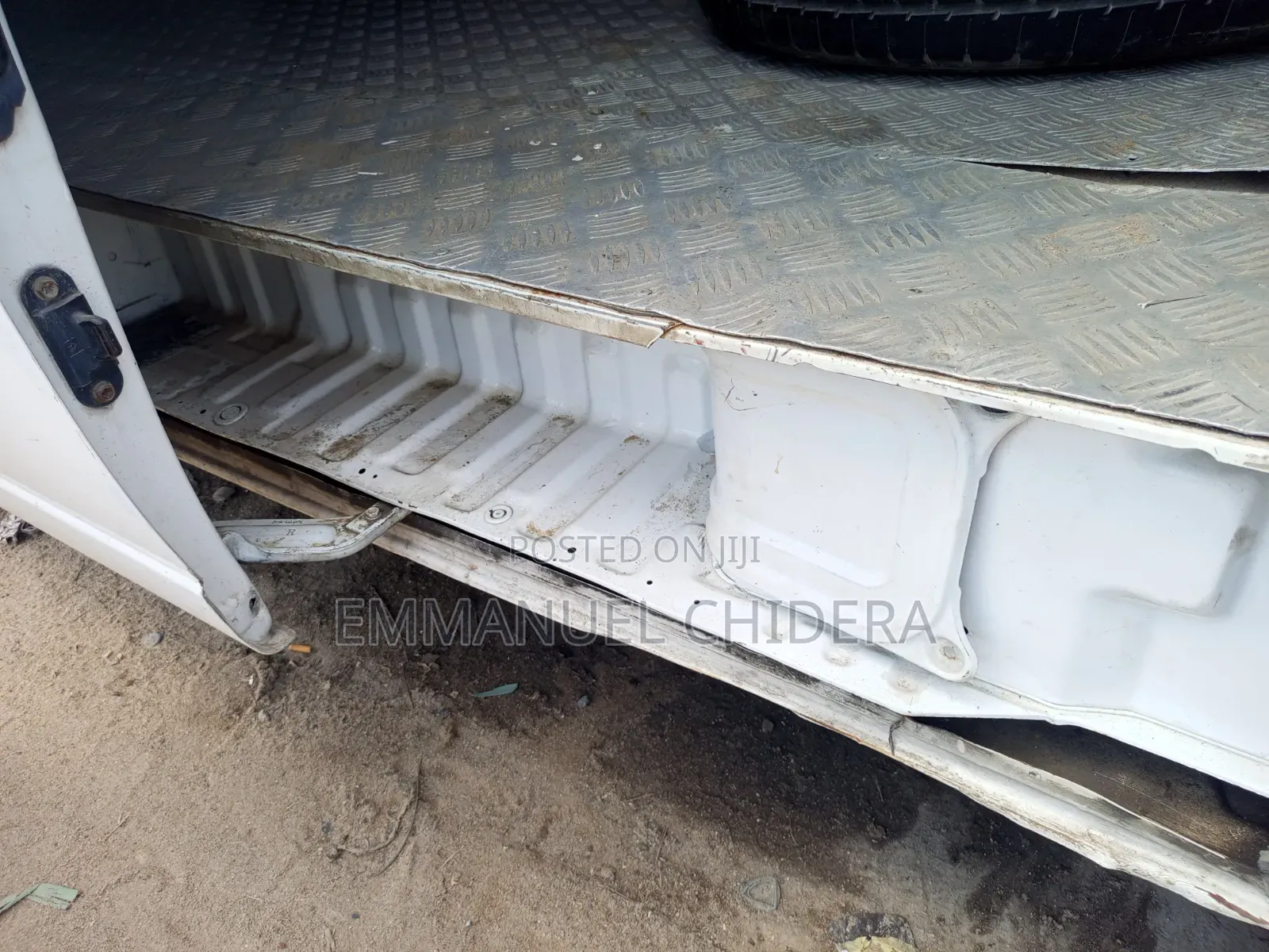 Nissan Caravan (Urvan) 2005 White