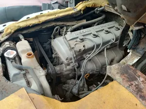 Nissan Caravan (Urvan) 2005 White