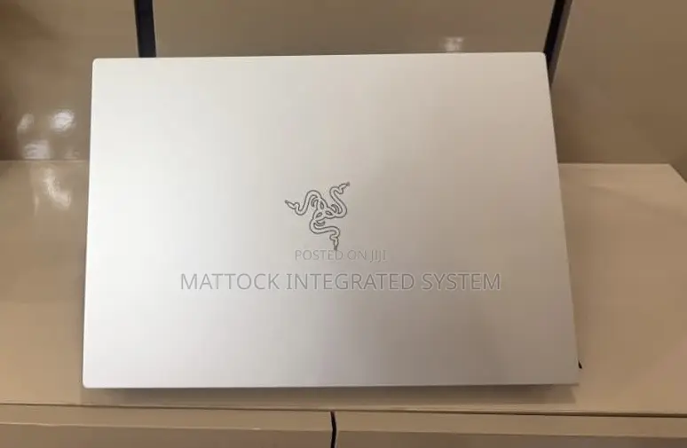 Laptop Razer Blade 32GB Intel Core i9 SSD 1T
