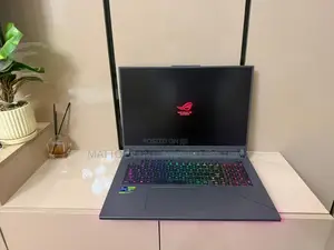 Laptop Asus ROG Strix G18 16GB Intel Core i9 SSD 1.5T