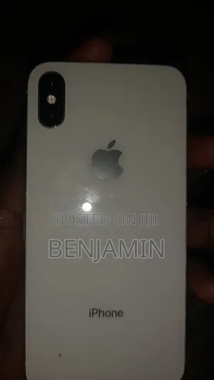 Apple iPhone X 64 GB White