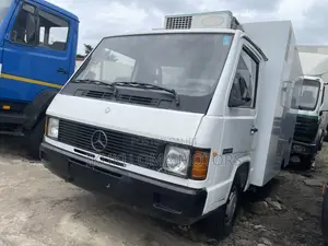 Mercedes-benz Mb100 2000 White