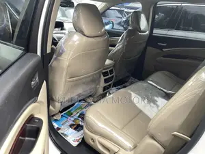 Acura MDX Technology and Entertainment Packages 4dr SUV (3.5L 6cyl 6A)