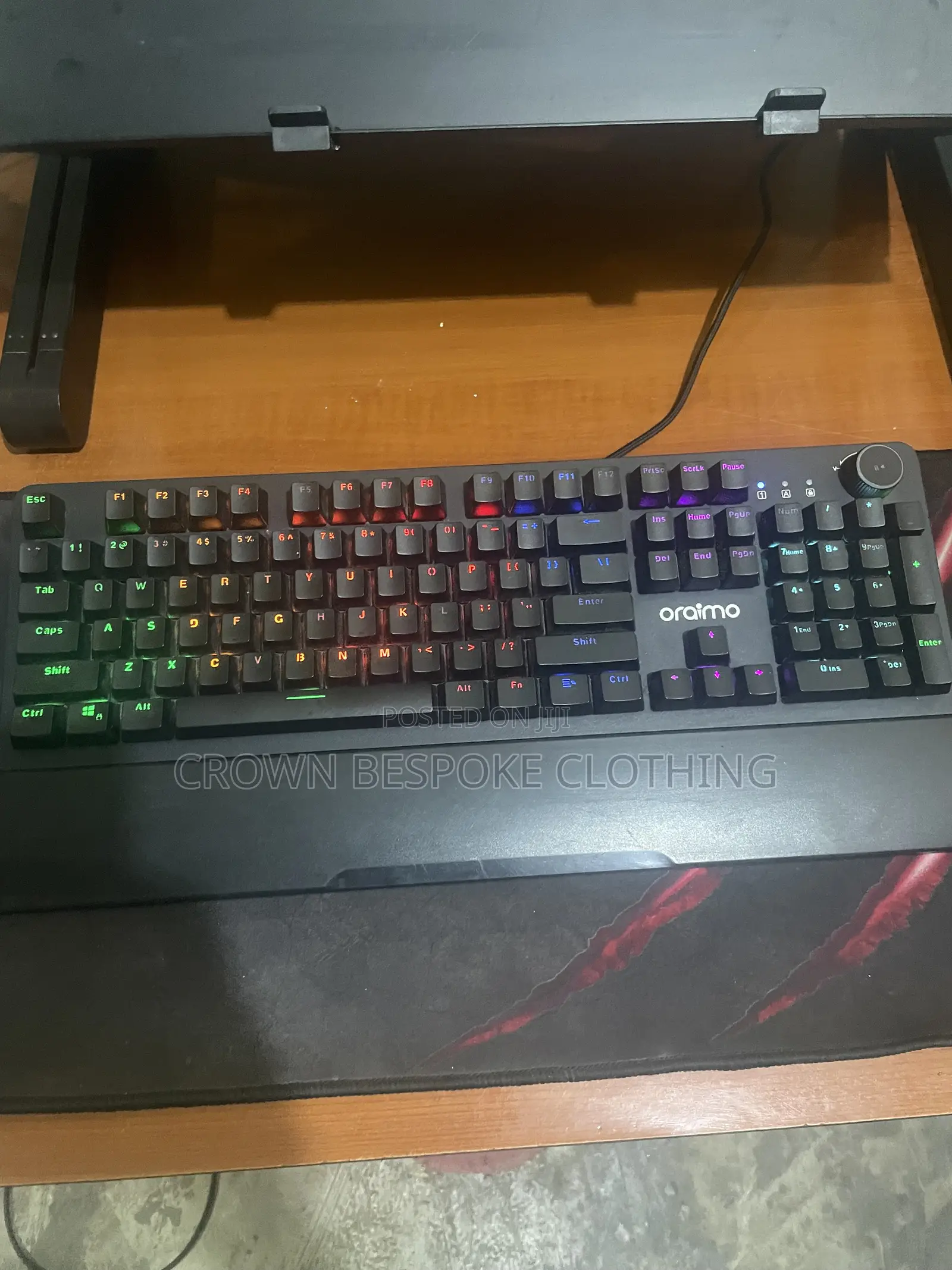 Oriamo Mechanical Keyboard